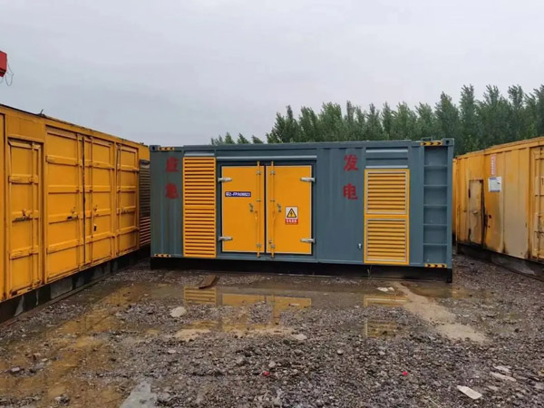 武都柴油发电机如何判断干式空气滤清器是否需要更换?